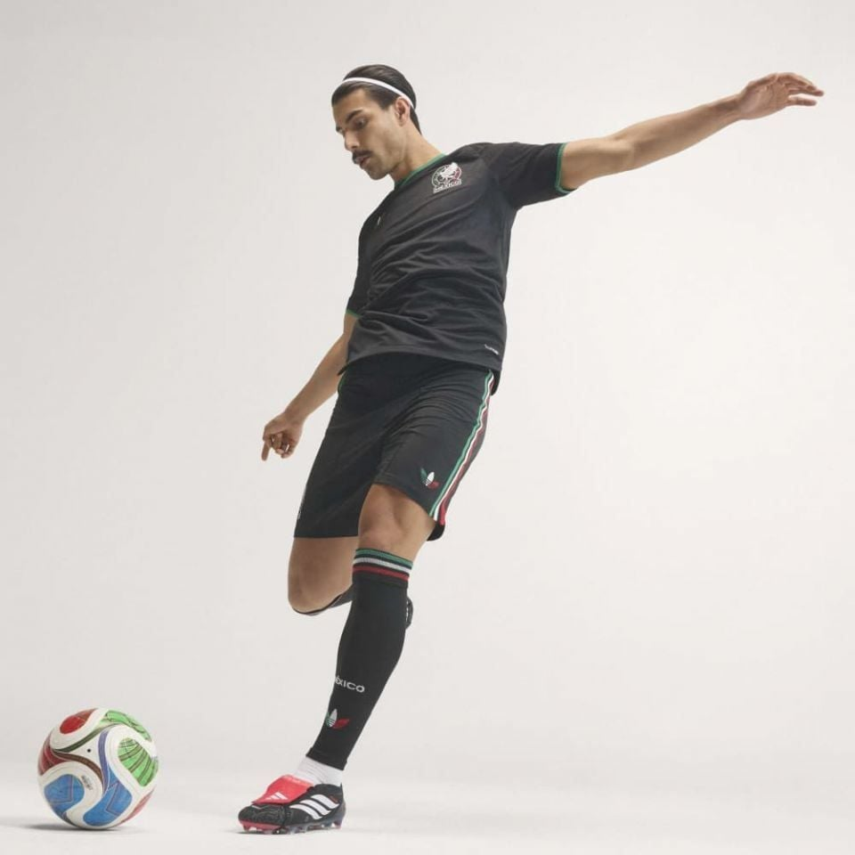 Alternative view of Giày Adidas Mexico 26 Third Authentic Jersey JL8546