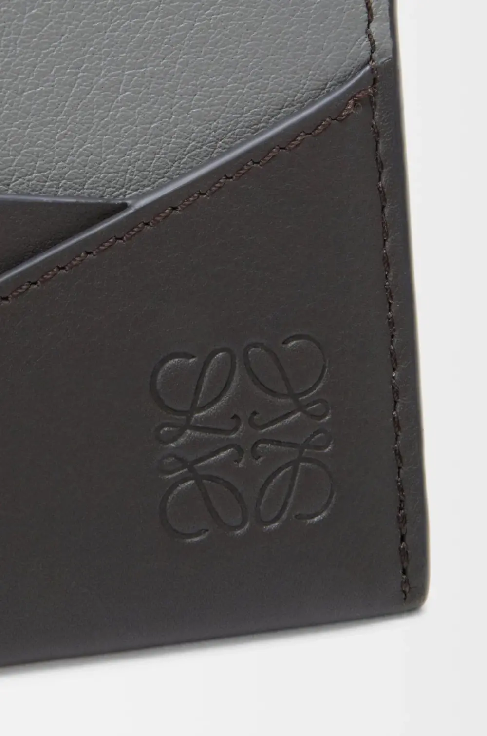 Ví Loewe Puzzle Anagram Card Holder 'Brown' C510Q77X05-0679 - Ảnh 4