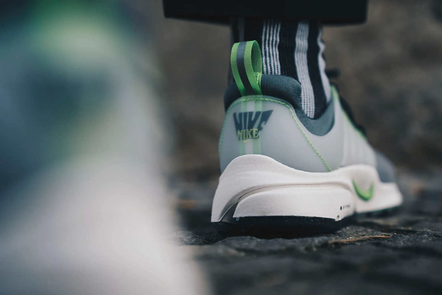 Alternative view of Giày Nike Air Presto Premium ‘Halloween Creepy’ FJ2685-001