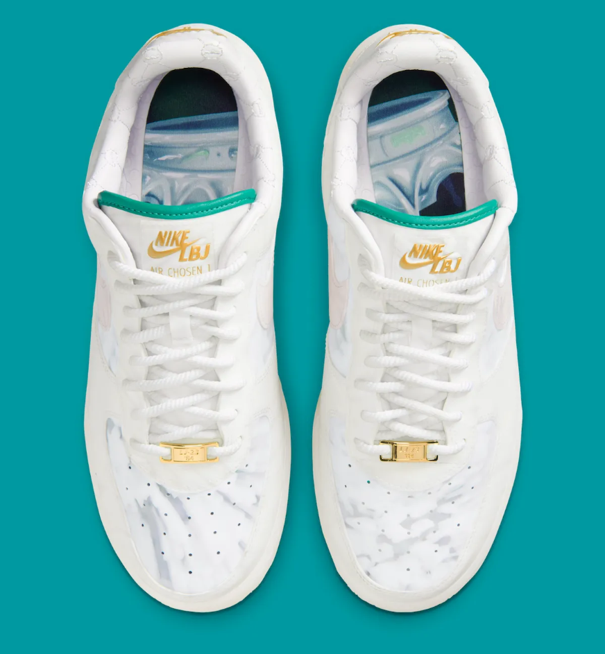 Alternative view of Giày Nike Air Force 1 Low Premium 'LeBron James' IQ5373-100
