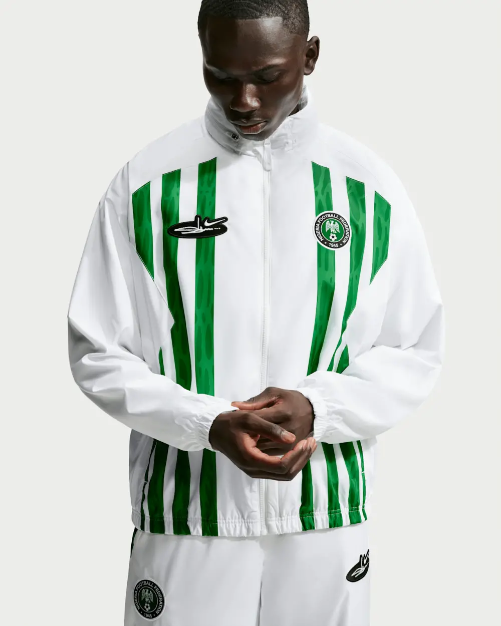 Áo Nike Nigeria x Slawn Lightweight Jacket IU7644-100 - Ảnh 3