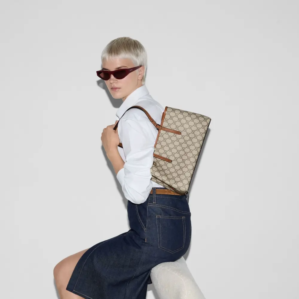 Túi Gucci GG Emblem Small Tote Bag 'Beige' 815214-FAD6L-9758 - Ảnh 5