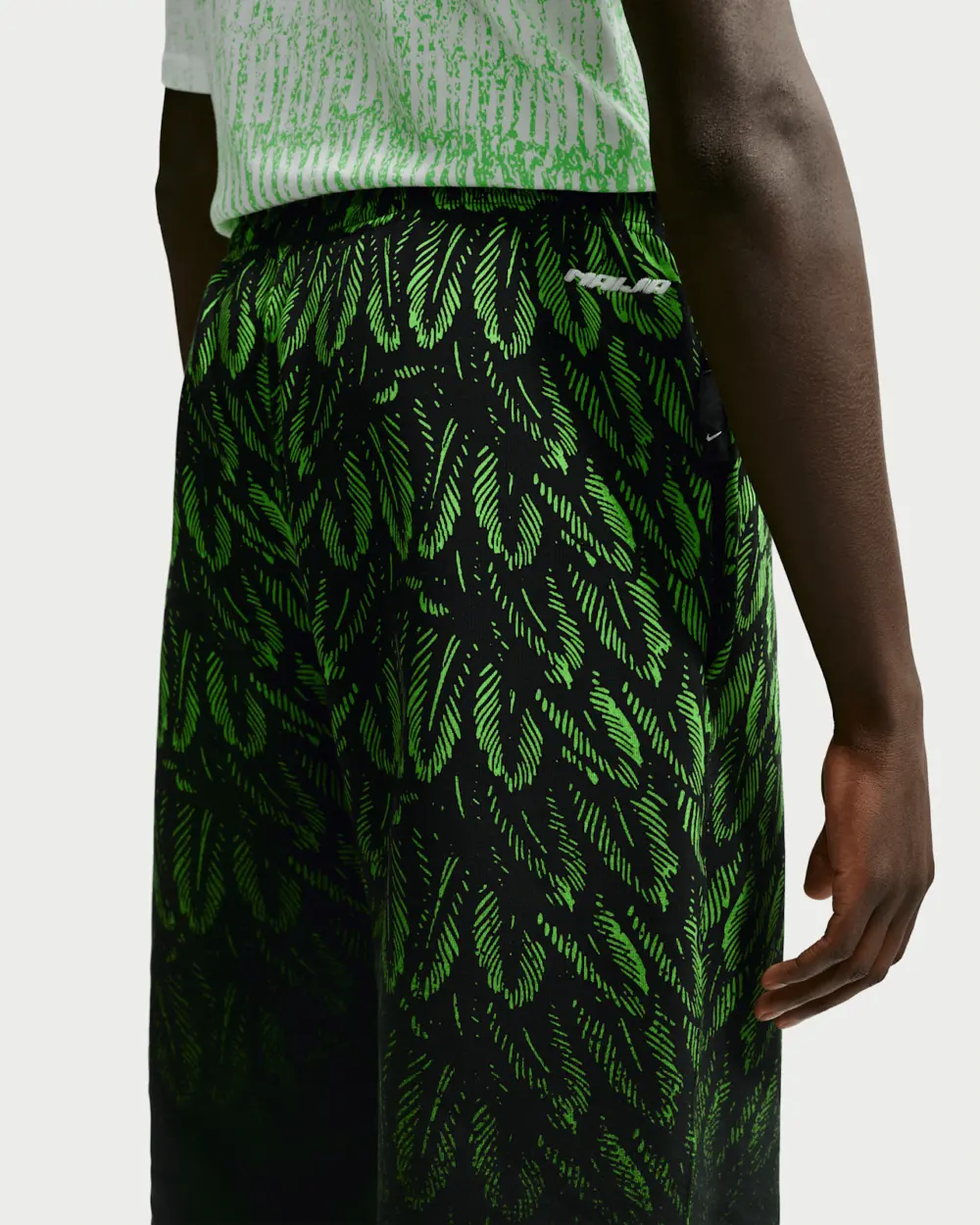 Quần Nike Nigeria x Slawn Fleece Trousers IR5218-010 - Ảnh 3