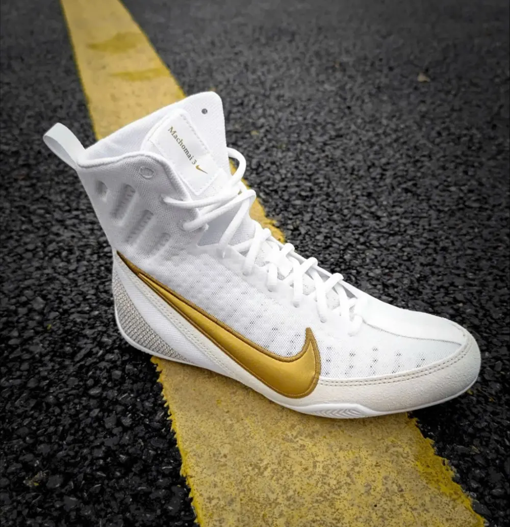 Alternative view of Giày Nike Machomai 3 ‘White Metalic Gold’ HF7333-100