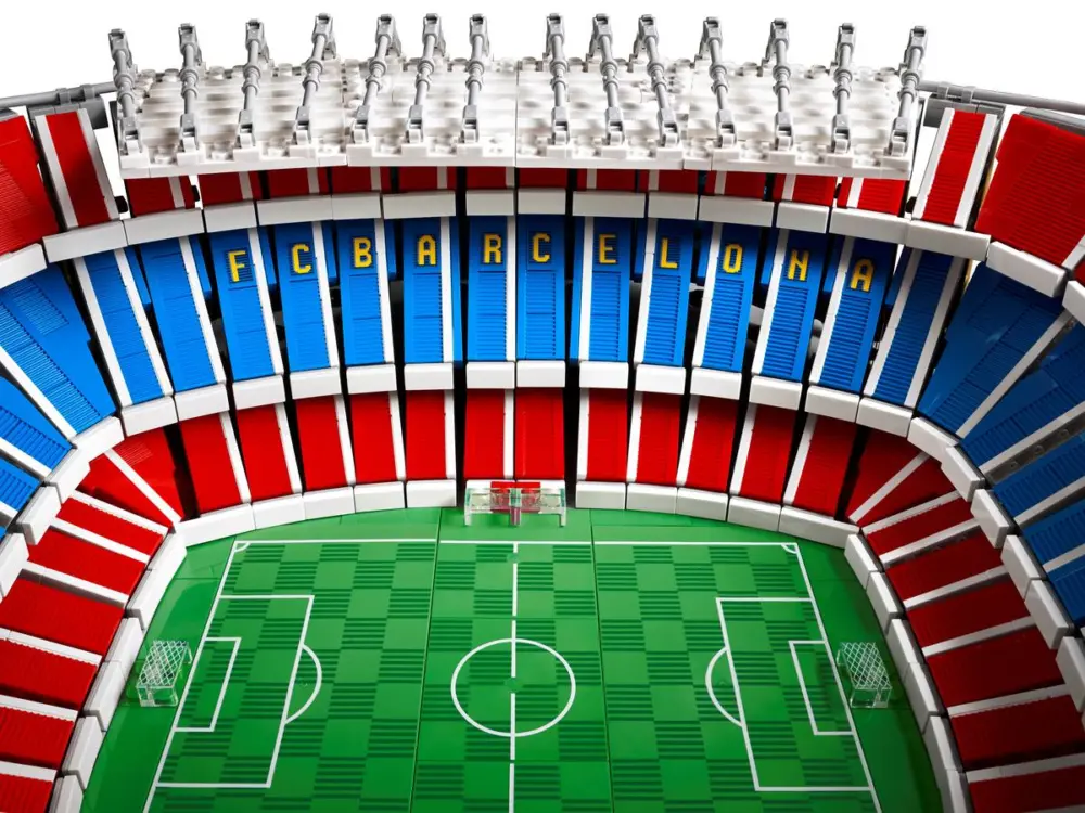 Alternative view of Mô hình Lego Camp Nou – FC Barcelona 10284