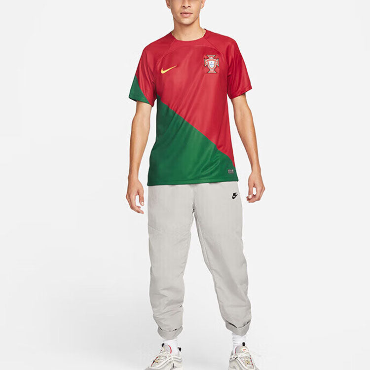 Alternative view of Áo Nike Portugal 2022-2023 World Cup Home Jersey DN0692-628