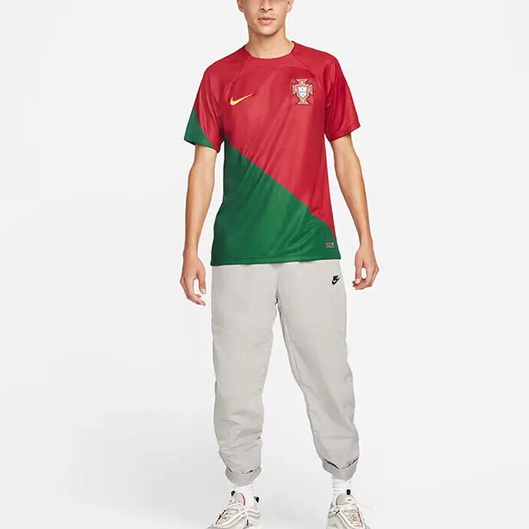 Alternative view of Áo Nike Portugal 2022-2023 World Cup Home Jersey DN0692-628
