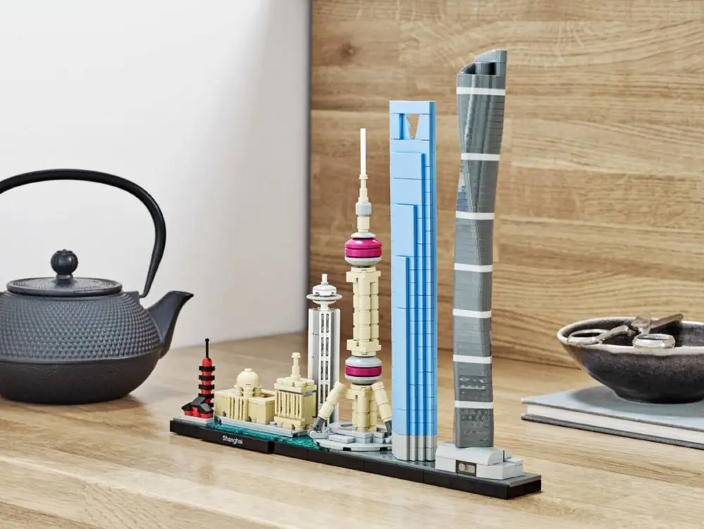 Alternative view of Mô hình Lego Shanghai 21039