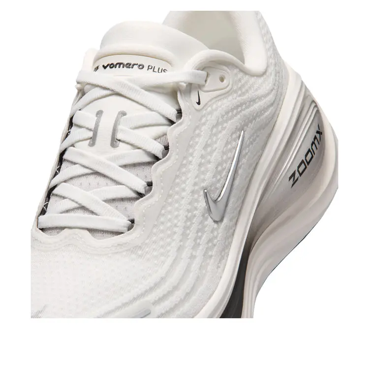 Alternative view of Giày Nike Air Zoom Vomero Plus 'Summit White' IO9916-101