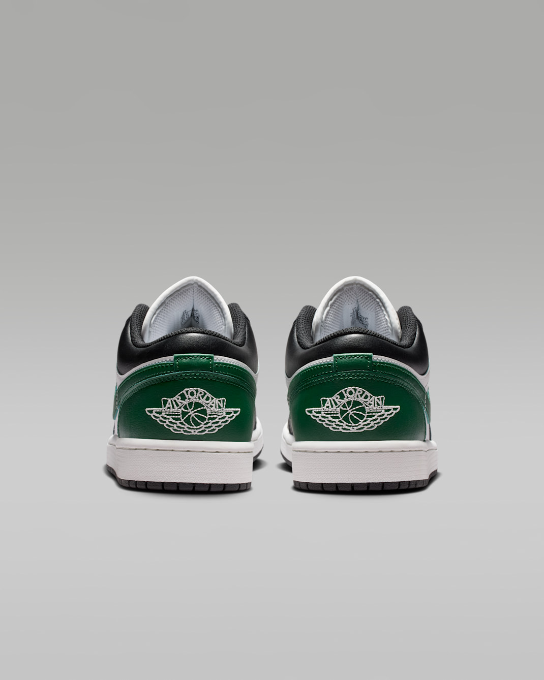 Giày Nike Air Jordan 1 Low 'Black' 553558-047 - Ảnh 4