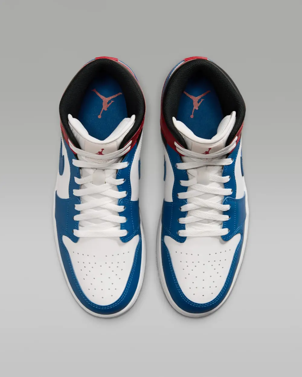 Alternative view of Giày Nike Air Jordan 1 Mid 'True Blue' DQ8426-406