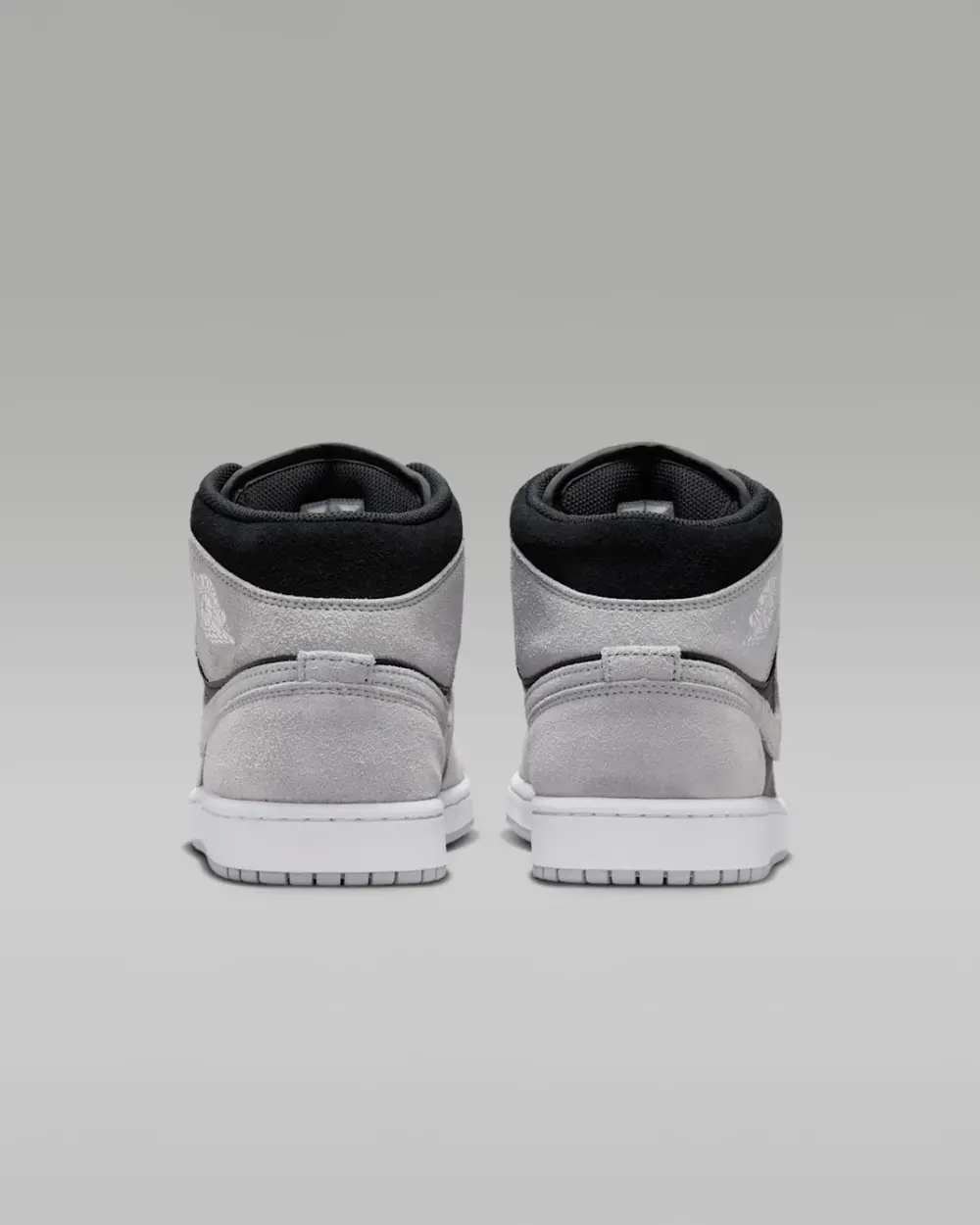 Alternative view of Giày Nike Air Jordan 1 Mid 'Black' DQ8426-008