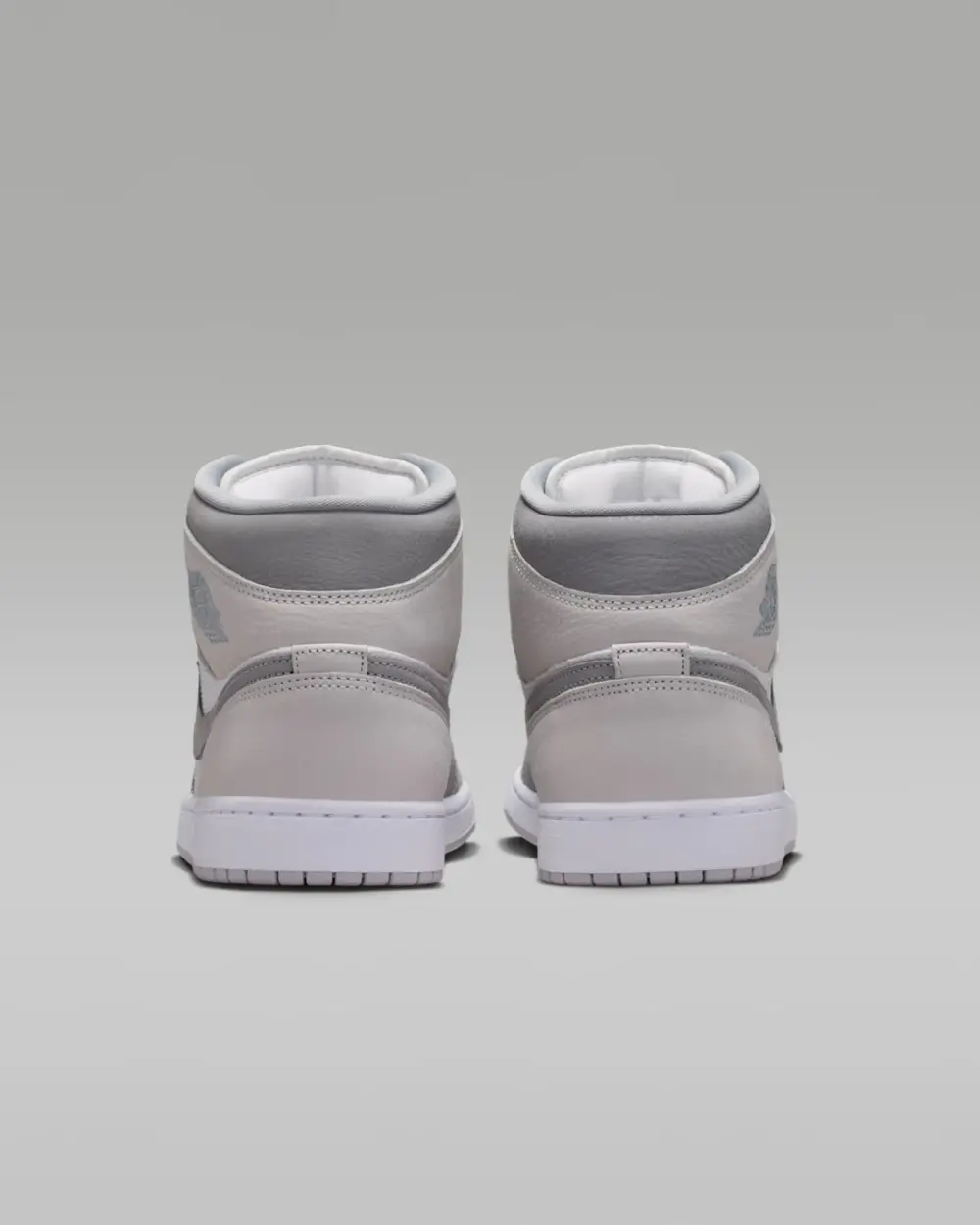 Alternative view of Giày Nike Air Jordan 1 Mid SE 'Summit White' IO2050-100