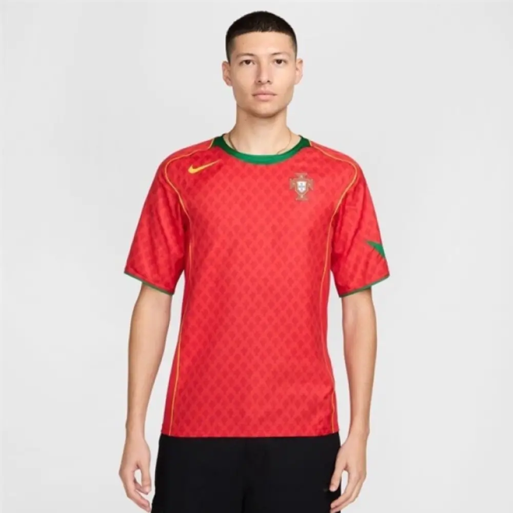 Áo Nike Portugal 2004 Reissue Replica Jersey HF6851-614 - Ảnh 4