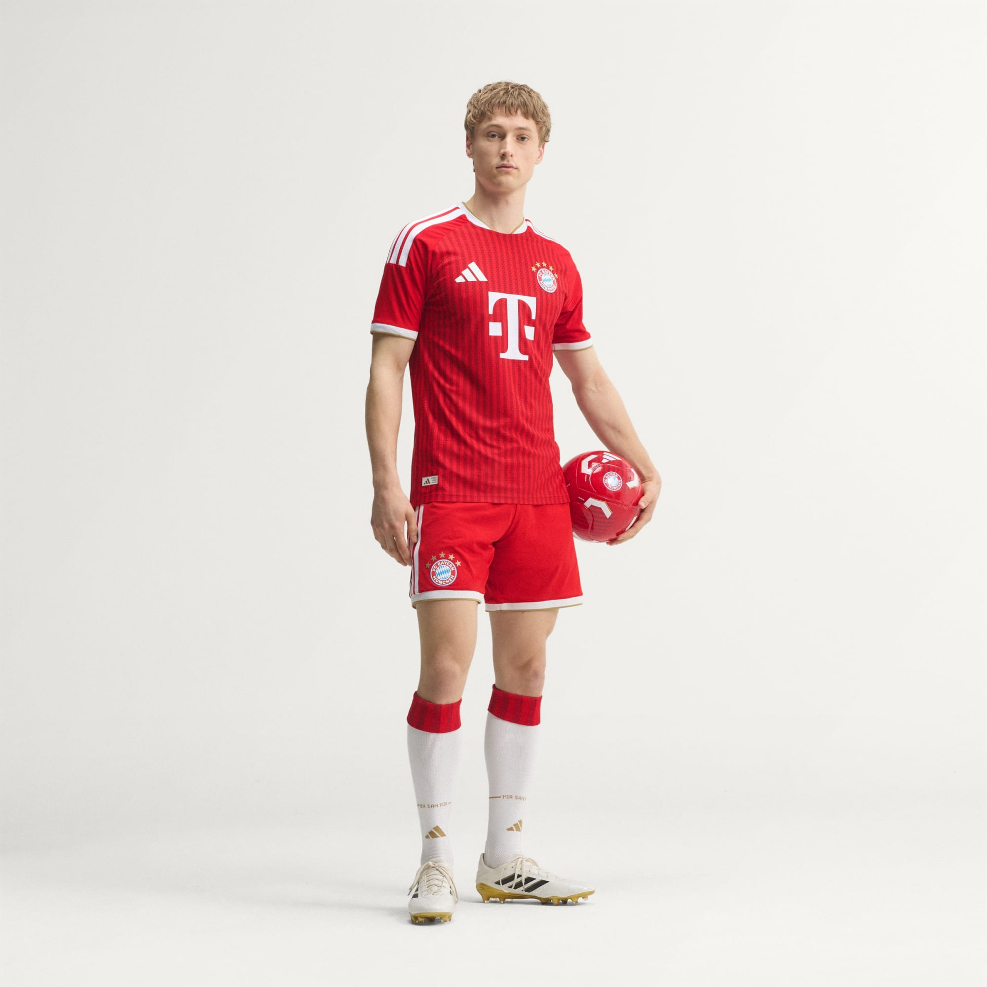 Alternative view of Áo Adidas FC Bayern 26/27 Home Jersey Authentic JZ3070