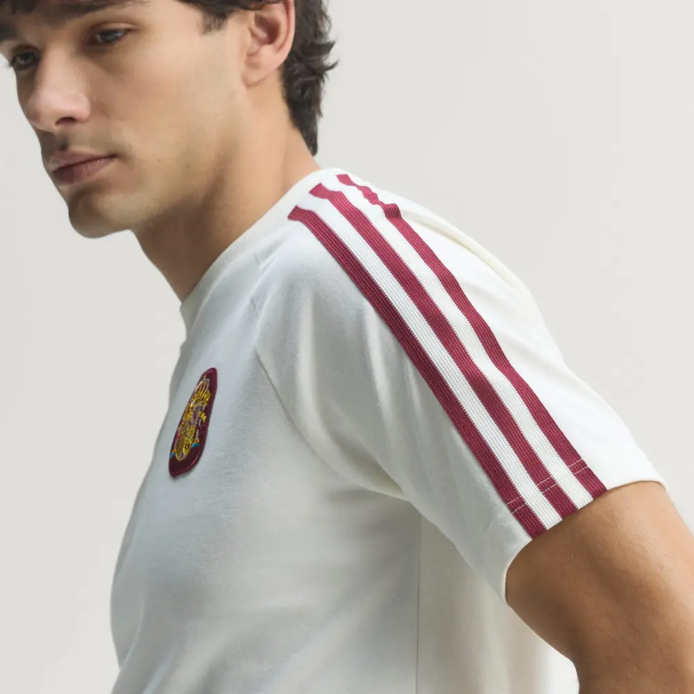 Alternative view of Áo Adidas Originals Spain National Team JZ2256