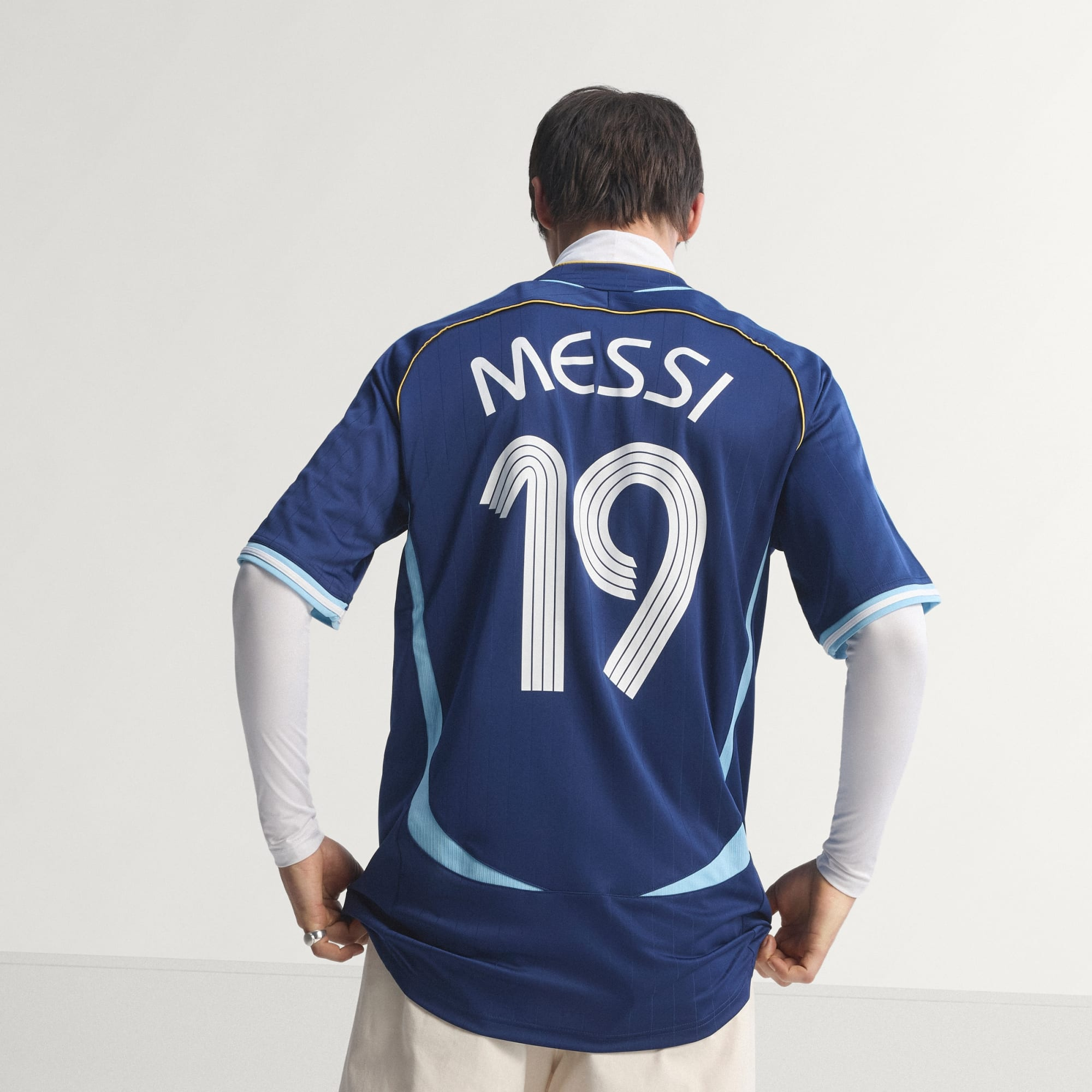 Áo Adidas Argentina Away Jersey 2006 Messi JN3709 - Ảnh 3