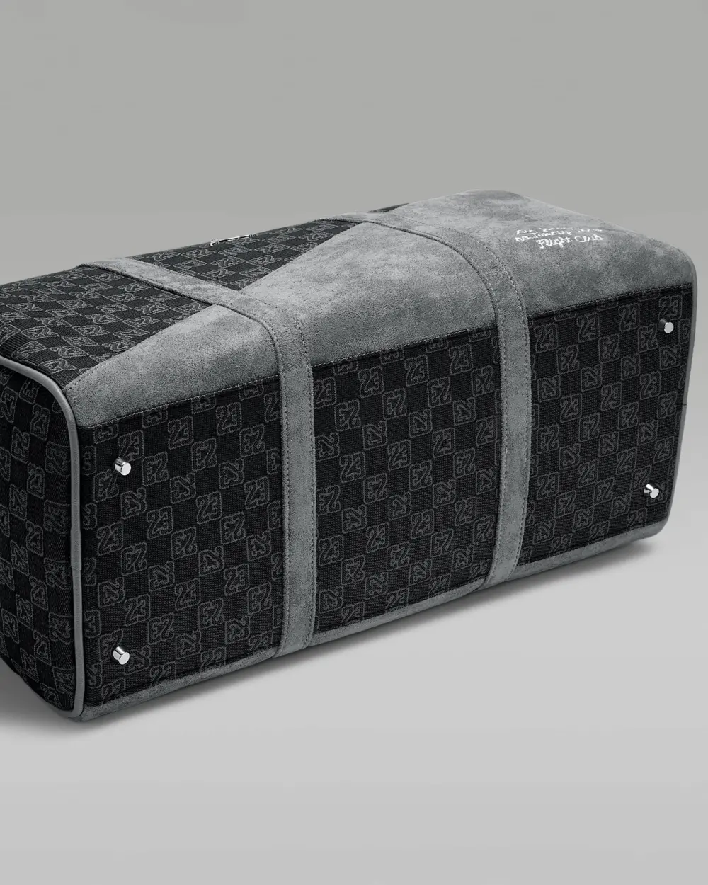 Alternative view of Túi Nike Jordan Monogram 'Black' IZ8155-010