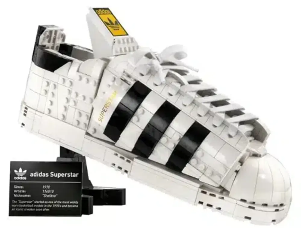 Mô hình Lego Adidas Originals Superstar 10282