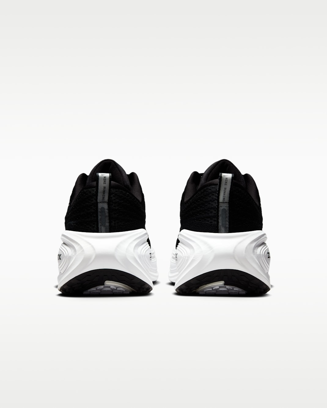 Alternative view of Giày Nike Vomero Plus 'Black' IH3251-001