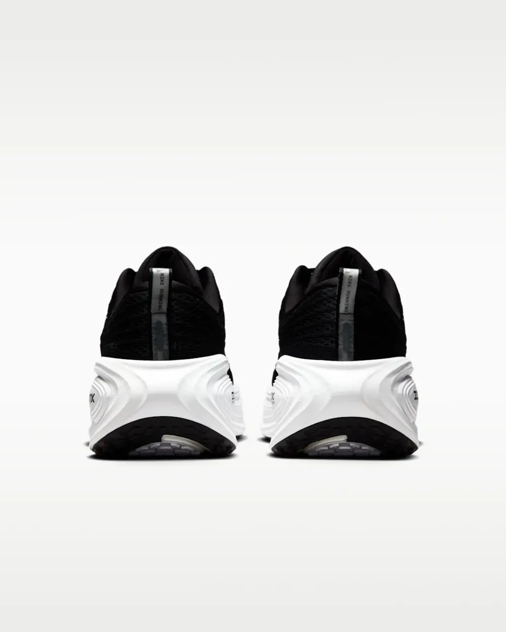 Alternative view of Giày Nike Vomero Plus 'Black' IH3251-001