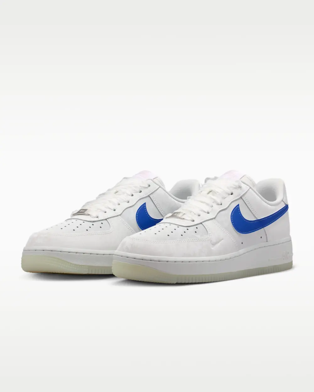 Alternative view of Giày Nike Air Force 1 '07 LV8 'Summit White' IW1235-121