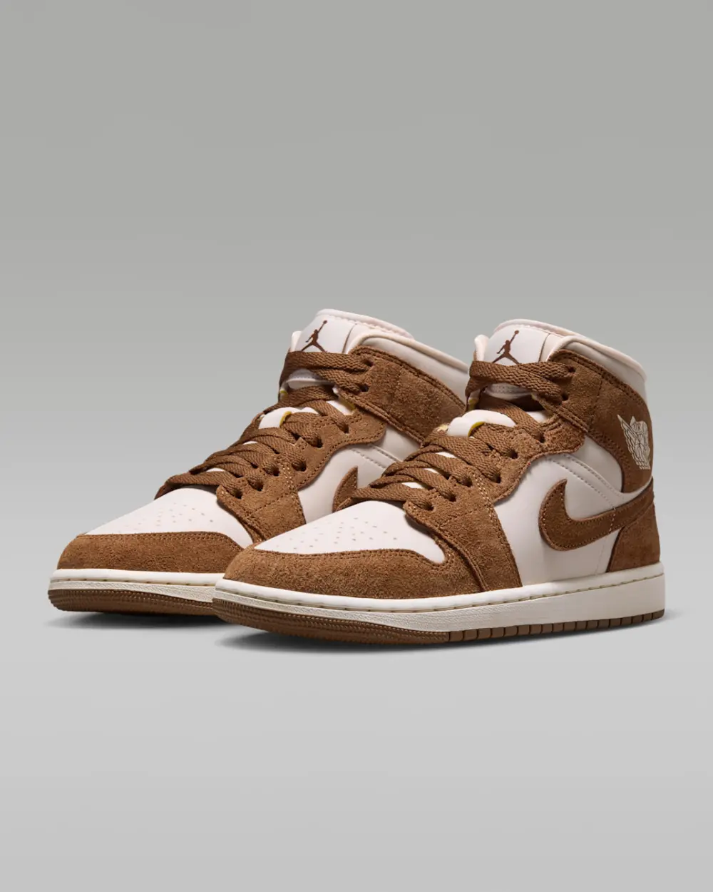 Giày Nike Air Jordan 1 Mid 'Light British Tan' BQ6472-203 - Ảnh 3