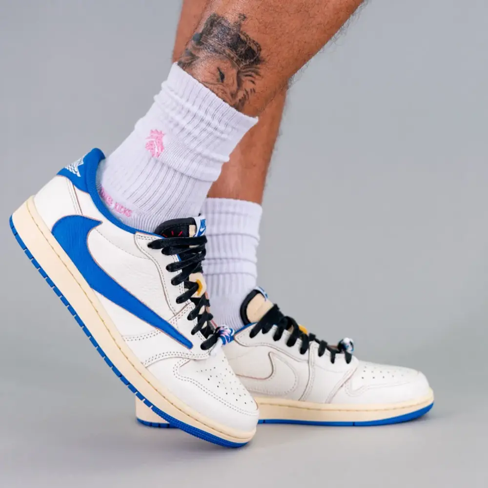 Giày Nike Air Jordan 1 Retro Low OG SP x Travis Scott ‘Sail Military Blue’ DM7866-104 - Ảnh 3