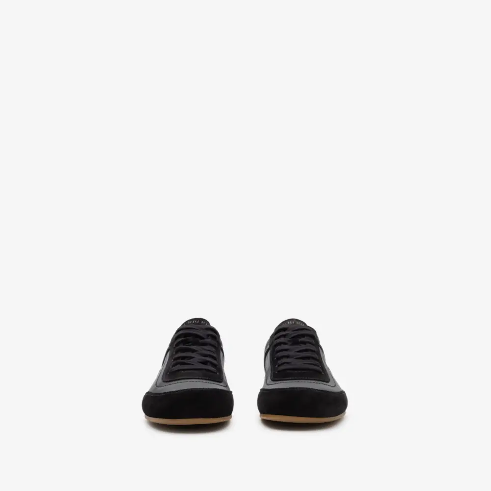 Alternative view of Giày Burberry Leather Knight Runner Sneakers​ 'Black' 81262821