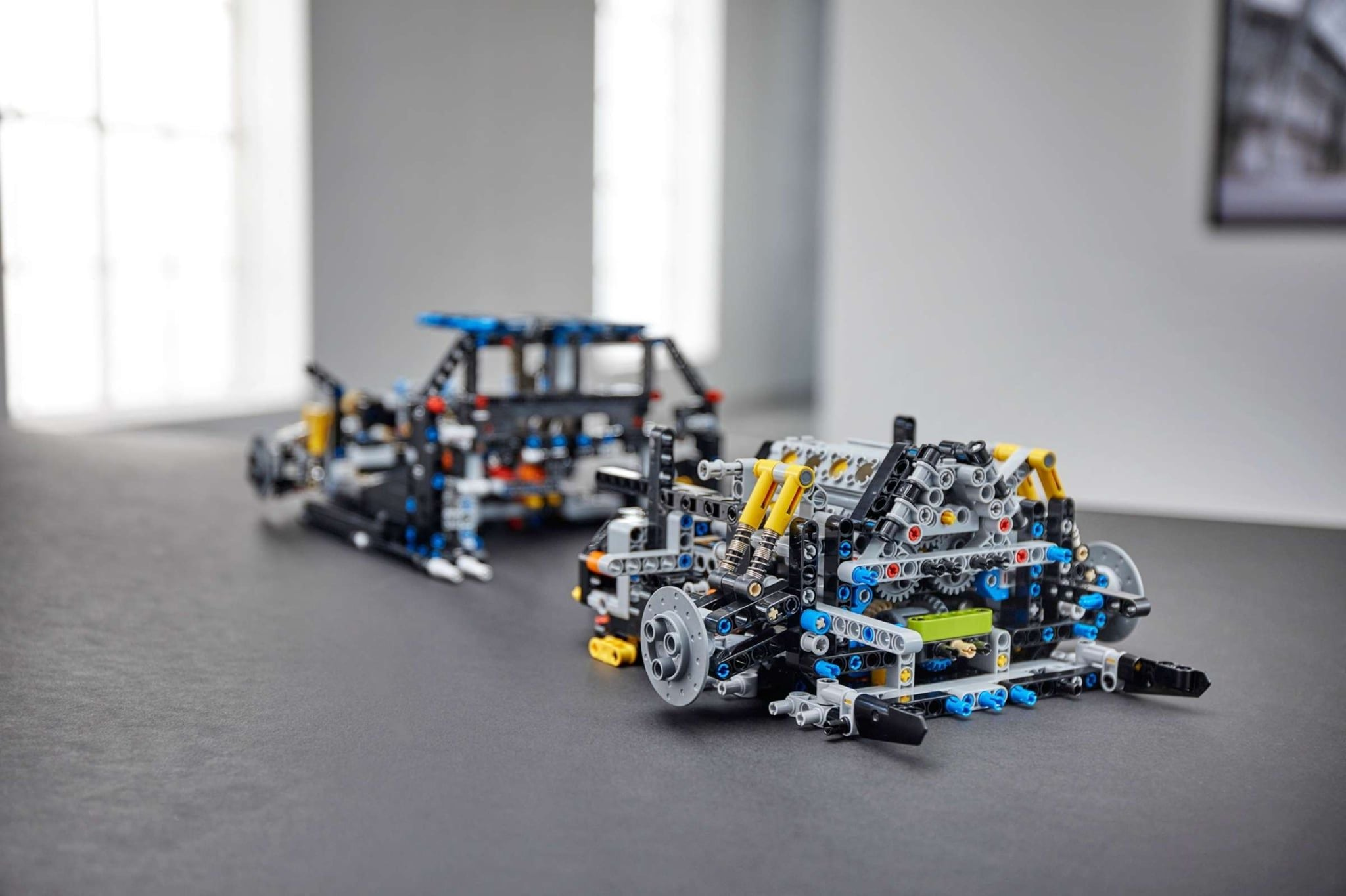 Mô Hình Lego Bugatti Chiron 42083 - Ảnh 3