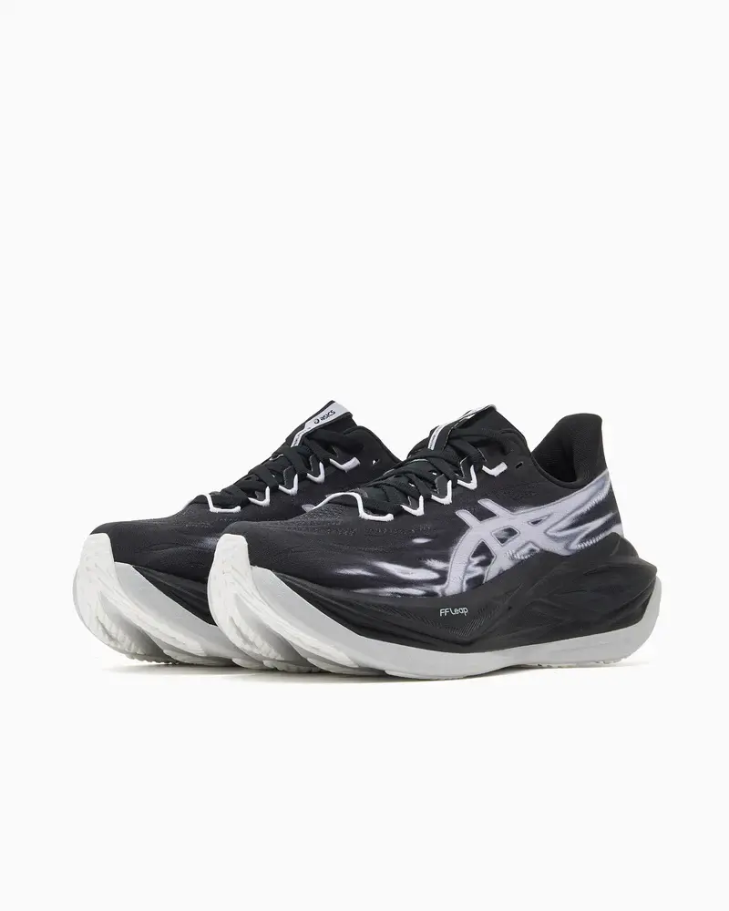 Alternative view of Giày ASICS Superblast 3 'Black' 1013A177-001