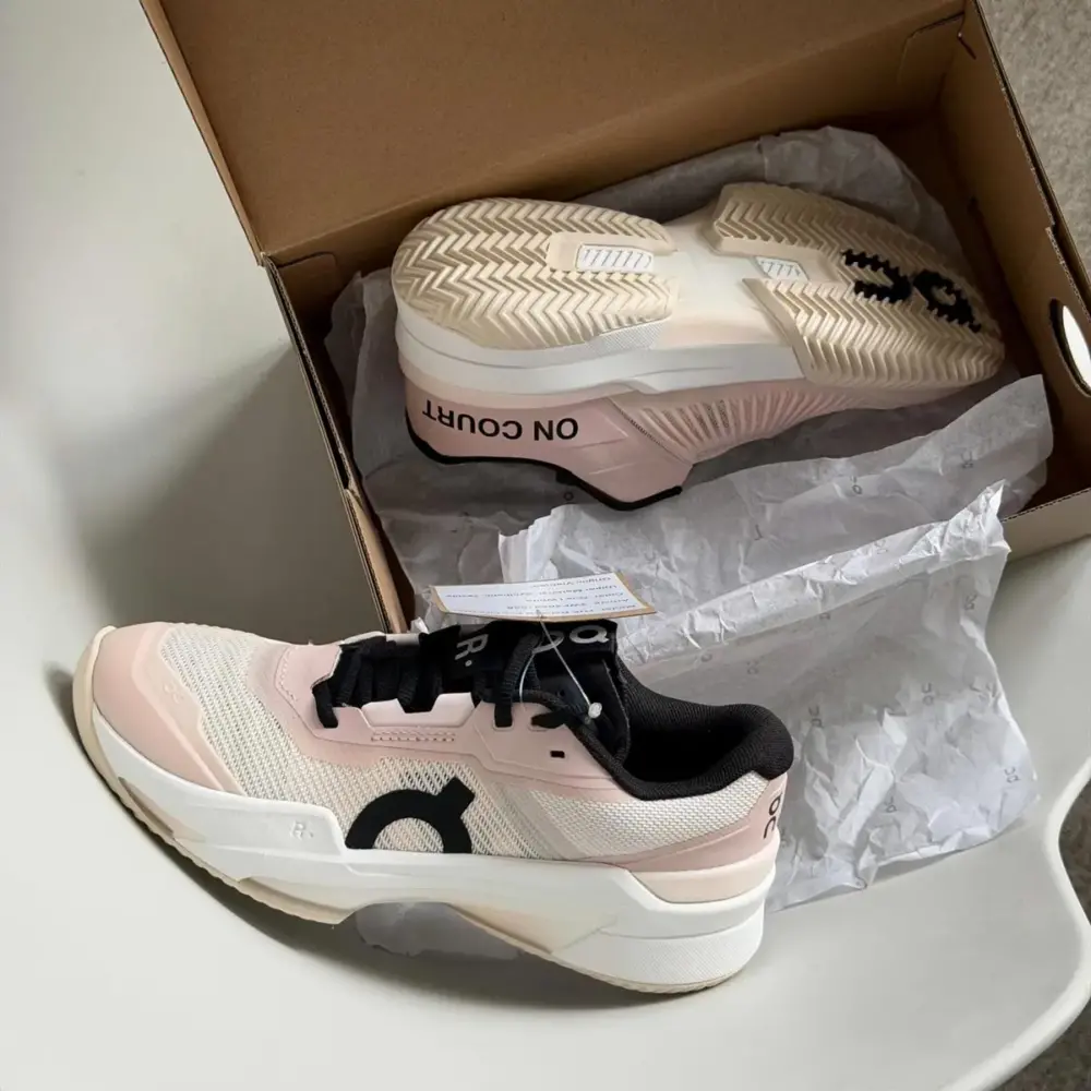 Alternative view of Giày On The Roger Pro Fire Clay Court ‘Doe White’ 3WF30591088