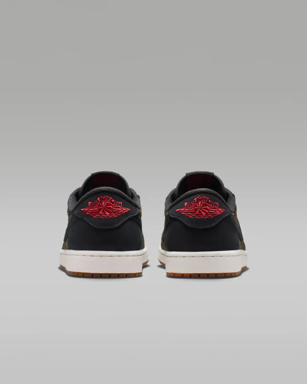 Alternative view of Giày Nike Air Jordan 1 Low OG 'Black' IV6750-001