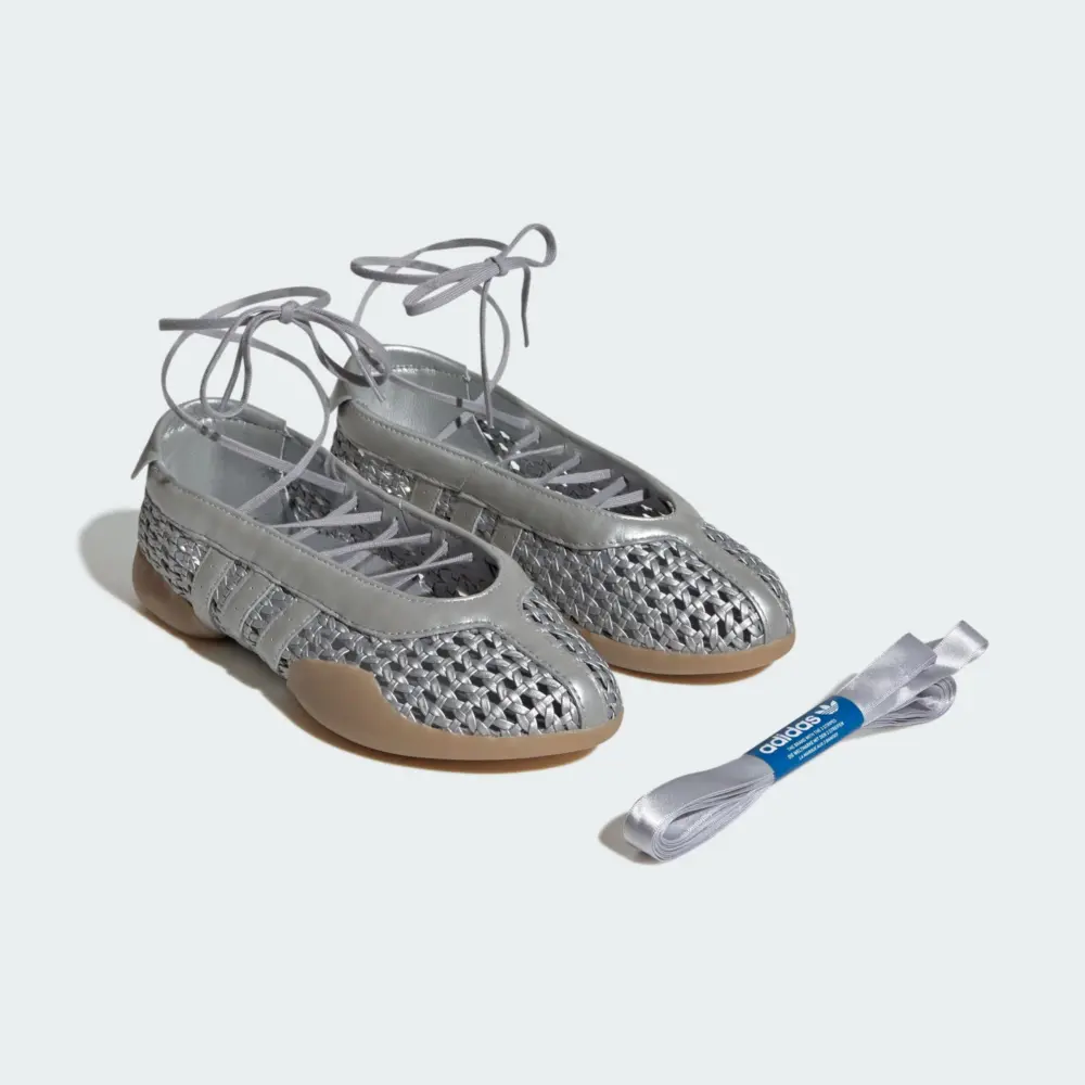 Alternative view of Giày Adidas TAEKWONDO MEI 'Silver Metallic' HQ9627