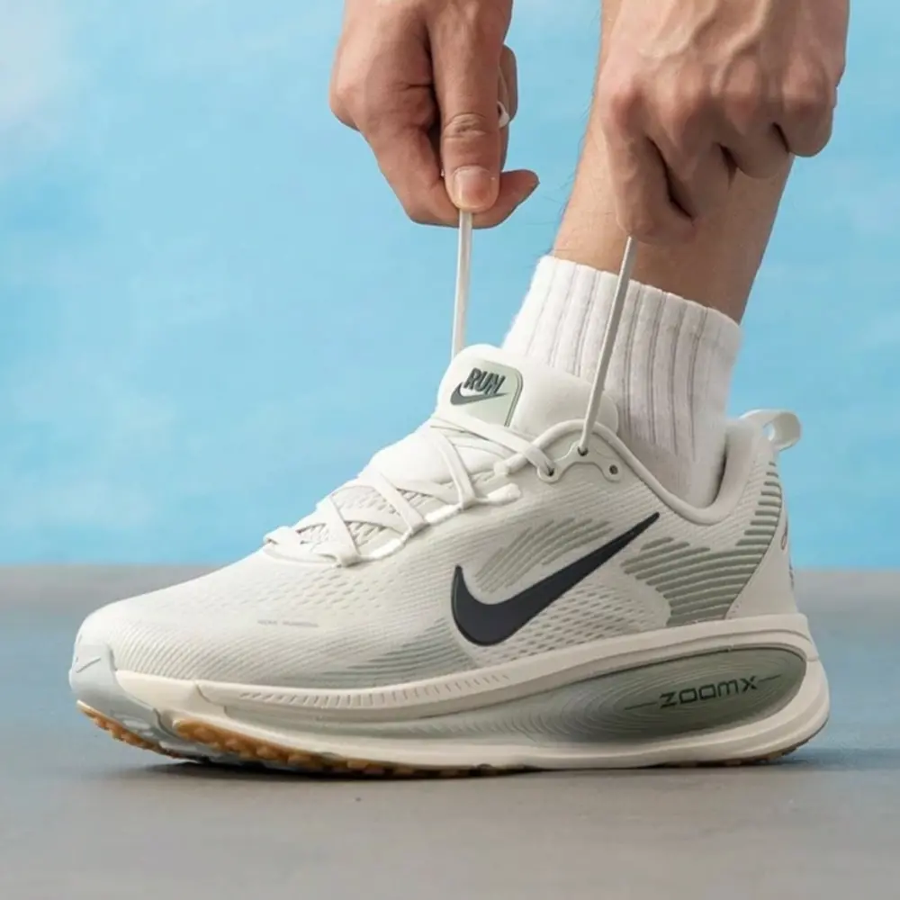 Giày Nike Air Zoom Vomero 18 'Spruce Aura' HM6803-020 - Ảnh 3