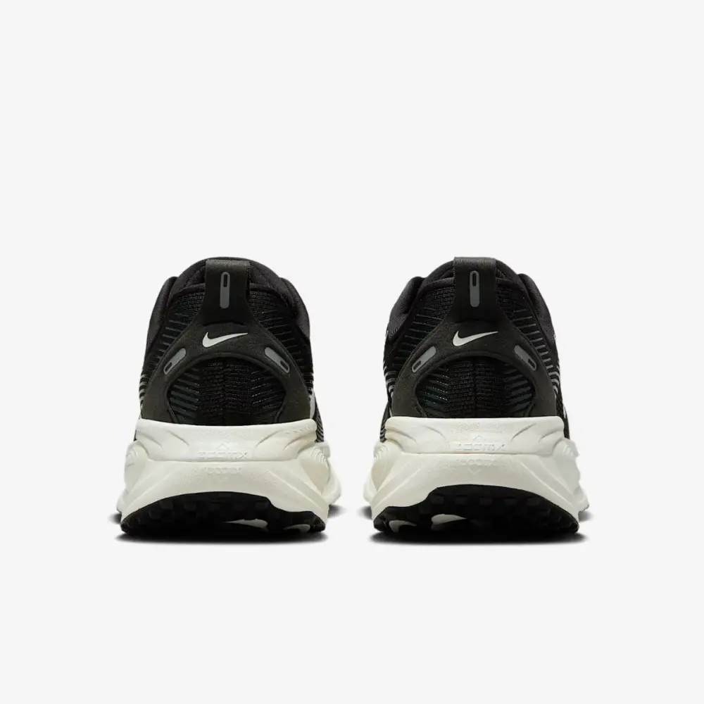 Giày Nike Vomero 18 'Black Coconut Milk' HM6804-005 - Ảnh 3