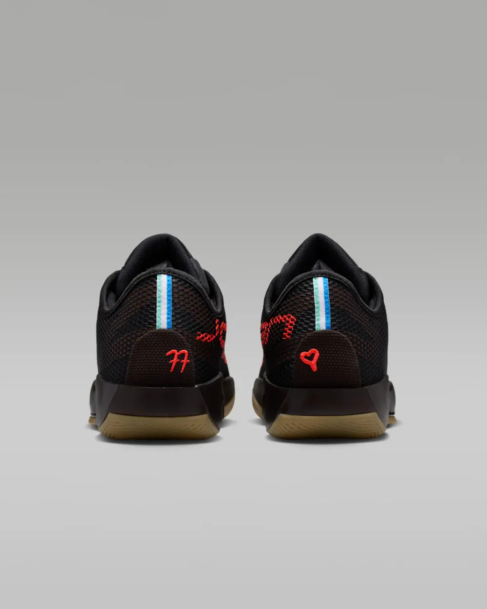 Alternative view of Giày Nike Luka 77 'Black' IF1610-003