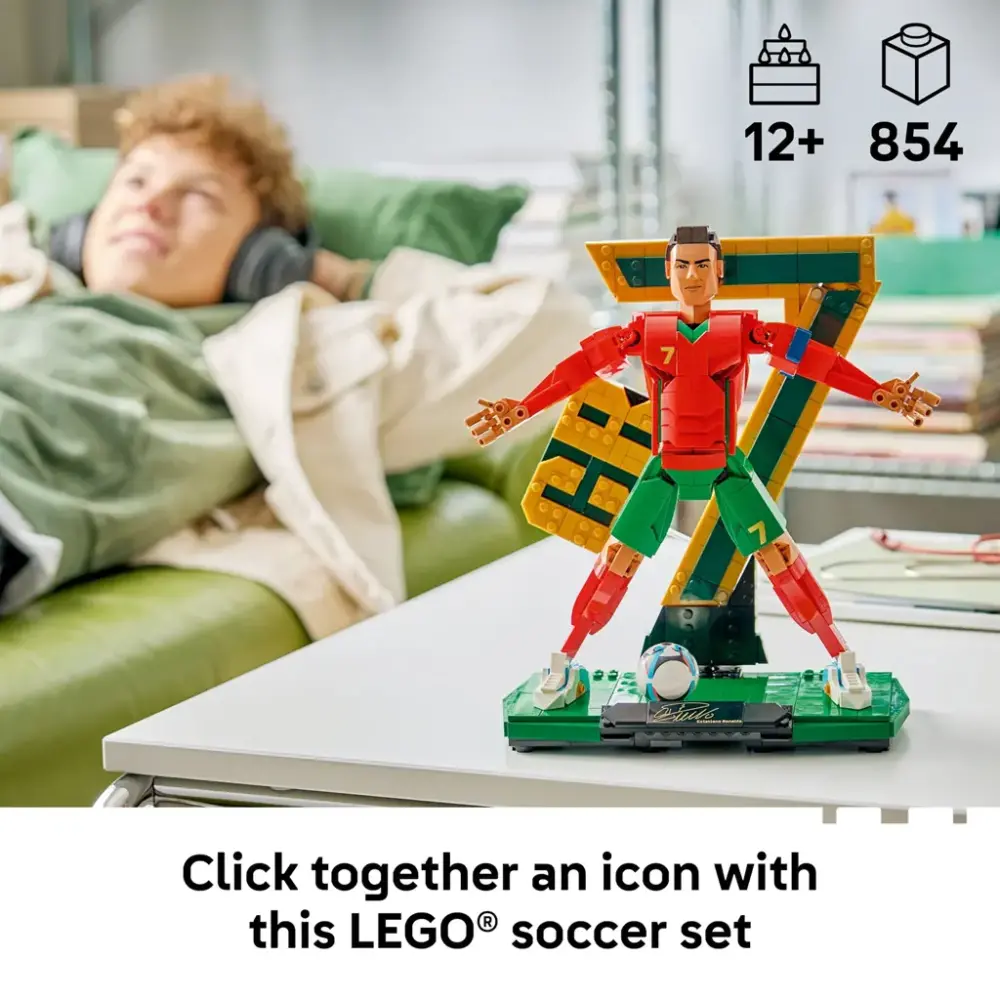Alternative view of Mô Hình Lego Cristiano Ronaldo Collector’s Set Co-Pack 66823