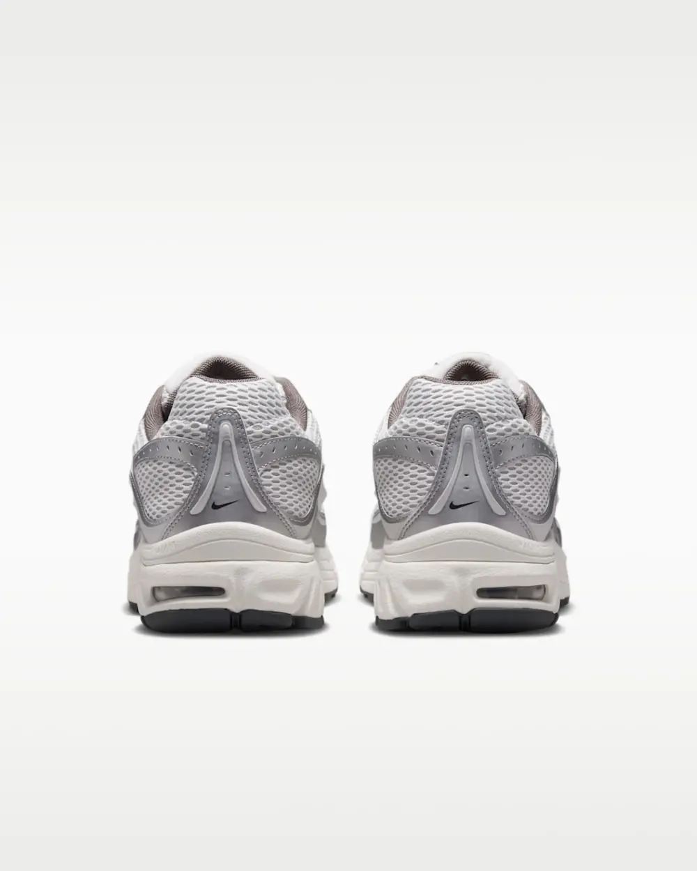 Alternative view of Giày Nike Air Max Moto 2K 'Platinum Tint' IV5759-094