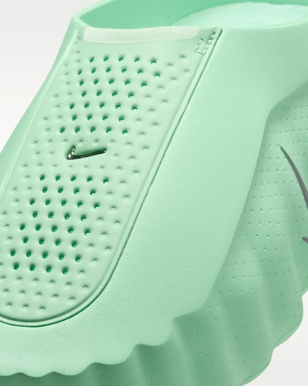 Alternative view of Dép Nike Mind 001 'Cucumber Calm' HQ4307-302