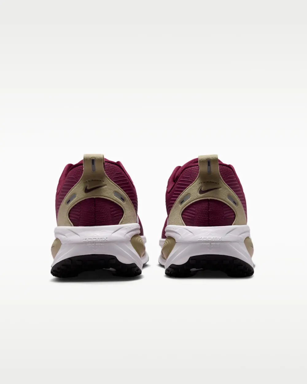 Alternative view of Giày Nike College Vomero 18 'Team Crimson' IQ6872-600