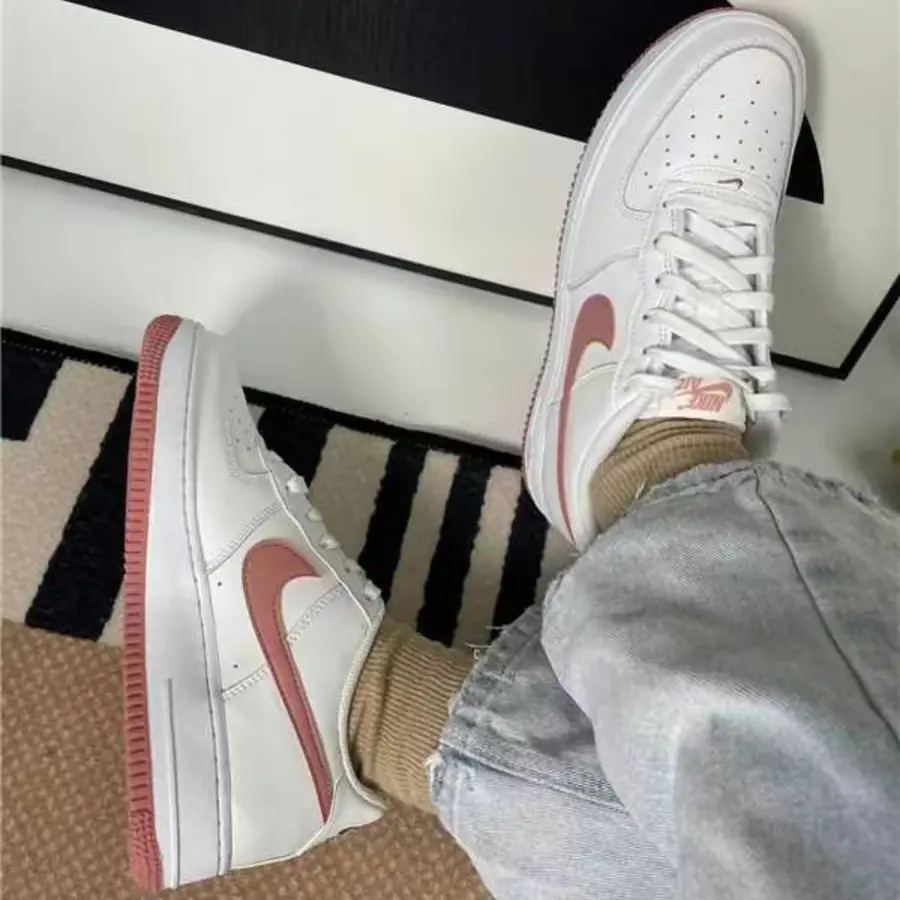 Giày Nike Air Force 1 Low ‘White Red’ DV7762-102 - Ảnh 3