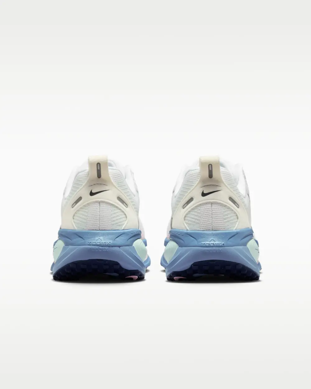 Alternative view of Giày Nike Vomero 18 'White' HM6804-115