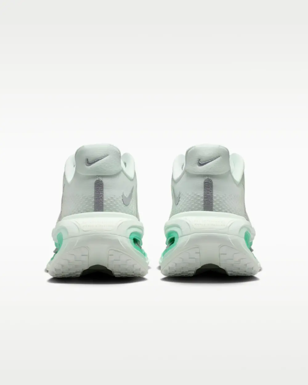 Alternative view of Giày Nike Vomero Premium 'Barely Green' HM5973-300