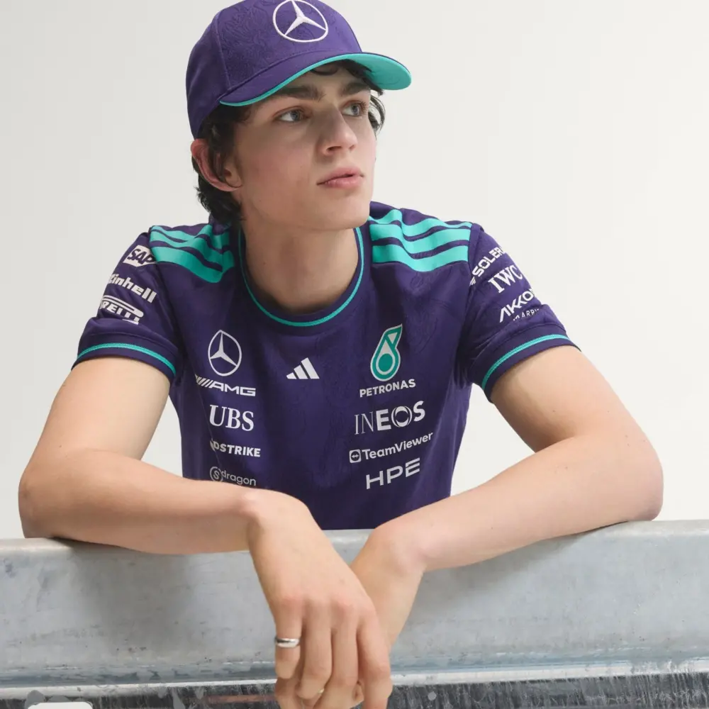 Alternative view of Áo Adidas Mercedes Amg Petronas Formula 1 'Purple' HZ9549