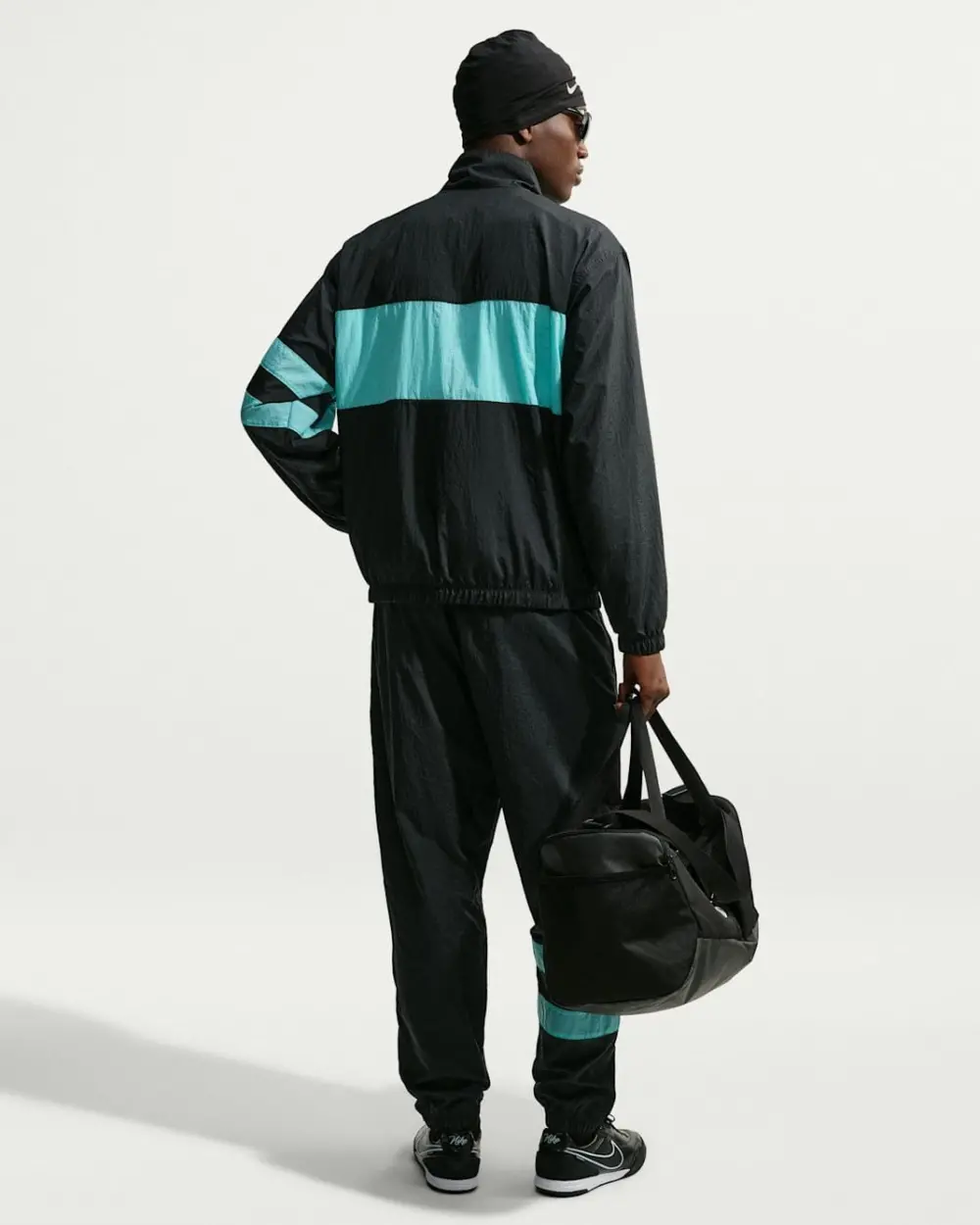 Alternative view of Áo Nike FC Barcelona Third Tracksuit Jacket IO4327-010