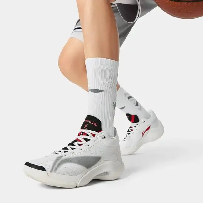 Alternative view of Giày Li-Ning YuShuai 20 Mid 'White Hoofed Crow' ABAW003-9