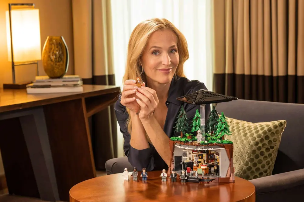 Mô Hình Lego The X-Files 21369 - Ảnh 3