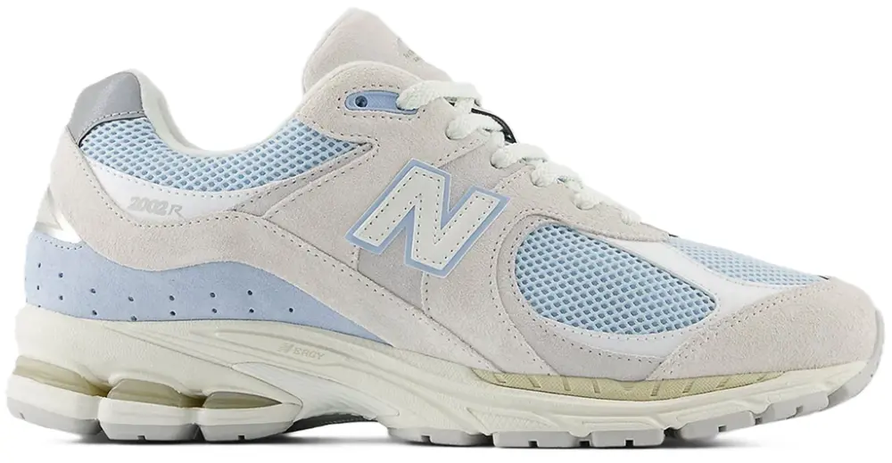 Giày New Balance 2002R Embraces Seasonal 'Sky Blue' U2002RNA