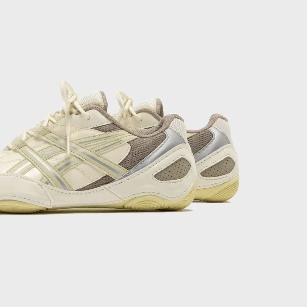 Alternative view of Giày Asics Hypersync Oyster 'White Ivory' 1203A879-250